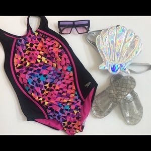 MULTICOLOR One-Piece, Girls Sports Splice Swimsuit